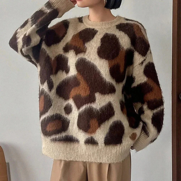 Coffee Brown Casual Women's Leopard Print Drop Shoulder Sweater - Picture 5 of 6